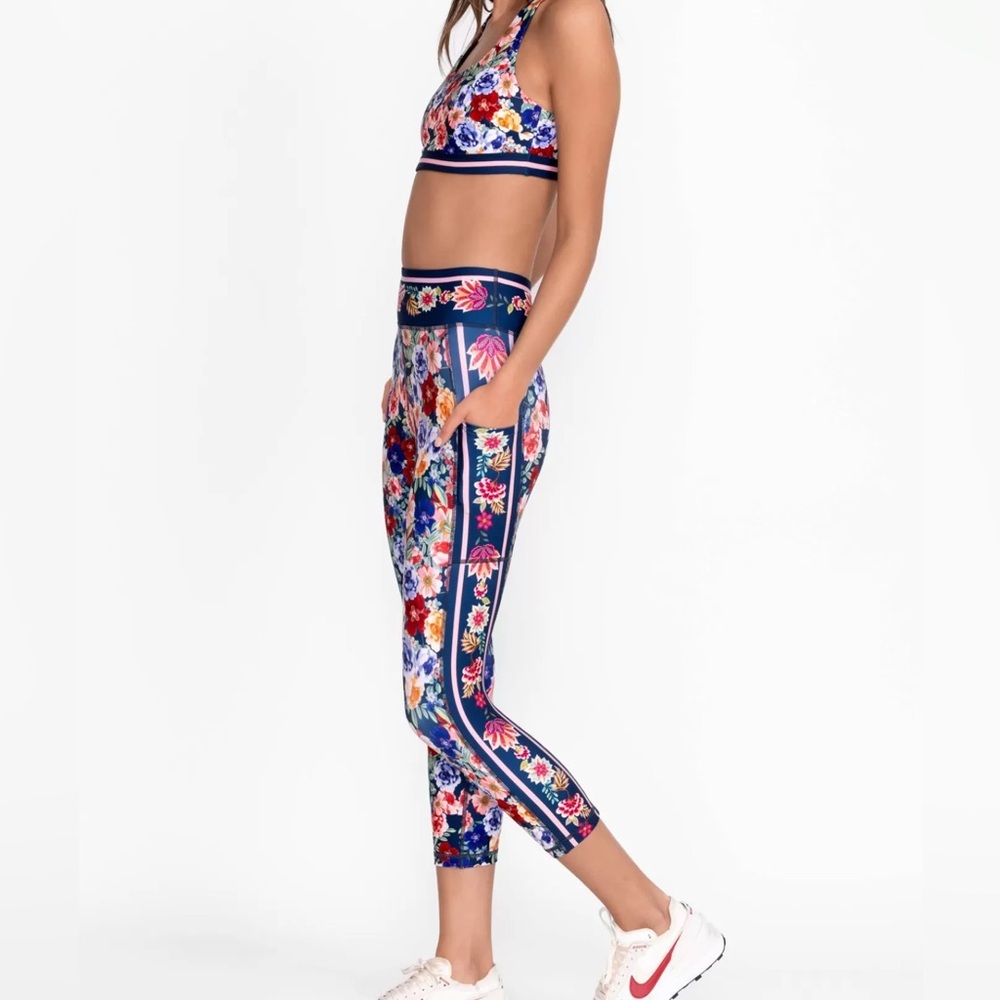 Johnny Was Best Sale Bee Active Capri Legging With Pockets Women Active